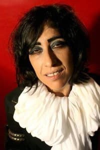 Majeca Angelucci in Cadarço