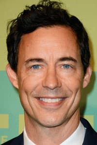 Tom Cavanagh in 400 Days