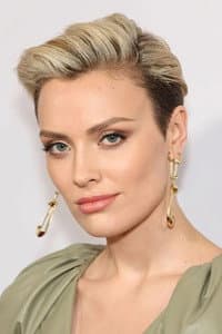 Wallis Day in Red Sonja