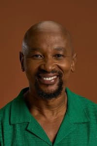 Andile Mxakaza in Gog' Helen