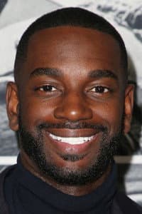 Mo McRae in Acting Like Adults
