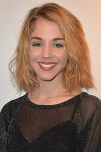 Alice Isaaz in Espèces menacées