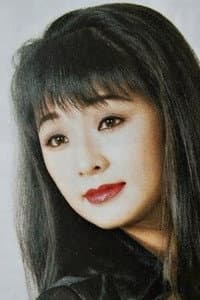 Minh Thúy in Truy Lùng Băng Quỷ Gió