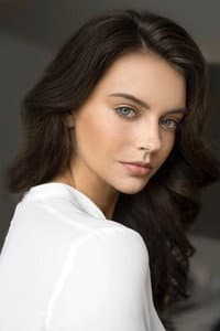 Kasey Landoll in Look