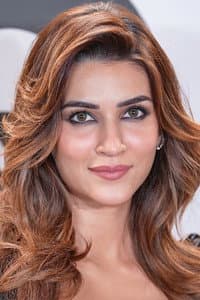 Kriti Sanon in Luka Chuppi