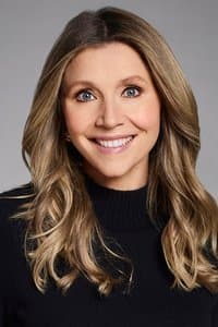 Sarah Chalke in Mama's Boy