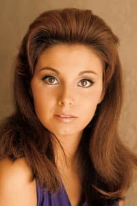 Victoria Vetri in Doses of Horror