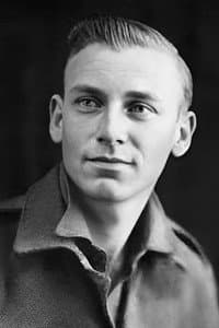 Walter Sparrow in The Storyteller: The Soldier and Death