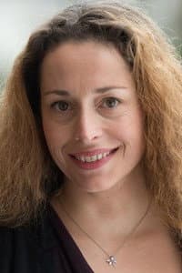 Mélanie Baxter-Jones in Lits froids