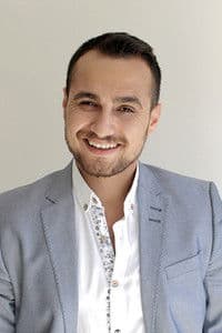 Savaş Satış in Hep Yek: Aşiret