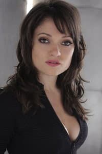 Janelle Marra in ELI