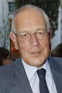 Patrick Le Lay in La folie des années 90