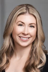 Kelly Wasmer in Welcome to Oskavoska