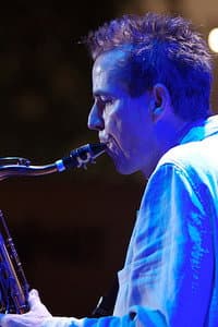 Ian Ritchie in Roger Waters: Live in Argentina