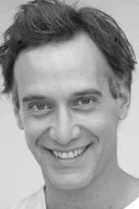 Iván Ugalde in Esencia
