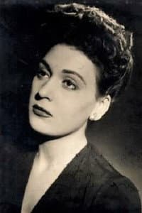 Mary Paz in El triunfo del amor