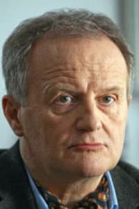 Aleksander Mikołajczak in Romans z intruzem