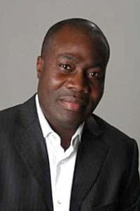 Sylvestre Amoussou in Un pas en avant - Les dessous de la corruption