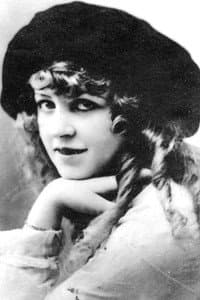 Alma Hanlon in The Sins of the Children