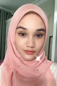Emaleen Minhad in Sinopsis Mael Totey The Movie