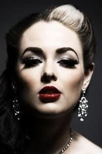 Missy Malone in Baroque