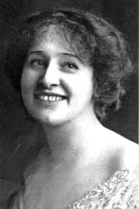 Pearl Sindelar in The Depth of Hate
