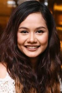 Liyana Jasmay in Dalang