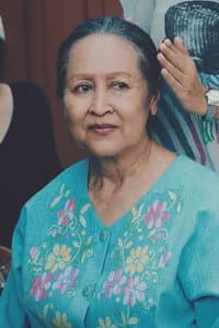Tatiek Wardiono in Cintaku di Kampus Biru