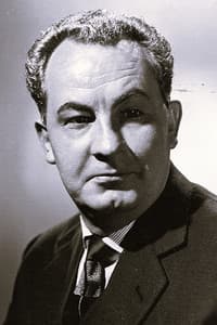 Leo McKern in Murder with Mirrors