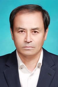 Kim Chun-gi in Ssa-i-bo-geu-ji-man-gwen-chan-a
