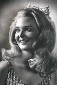 Pamela Anne Eldred in American Royalty