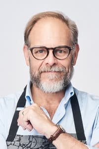 Alton Brown in Cutthroat Kitchen