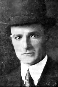 Scott McKee in Oliver Twist, Jr.