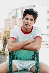 Mauricio Abad in Like, la Leyenda