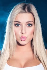 Dominika Myslivcová in Román pro pokročilé