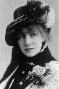 Sarah Bernhardt in It Happened in Paris