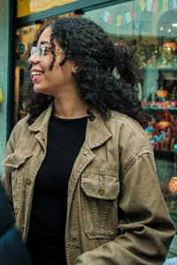 Aléxia Rocha in a gente faz amor por telepatia