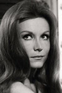 Patricia Scott in Si j'étais un espion