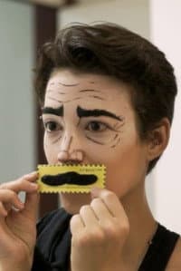 Luísa Delanne in Ausência