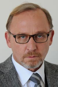 Alexander Held in Im Tal des Schweigens