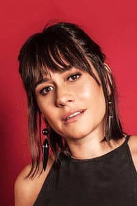 Alessandra Negrini in 2 Coelhos
