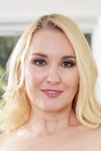 Julia Robbie in MILF Facials 3