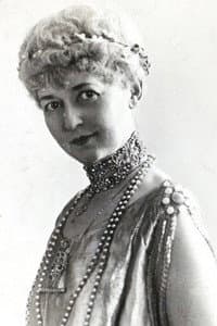 Helen Lowell in I'd Give My Life
