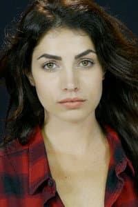 Giorgia Fiori in Due famiglie, un funerale