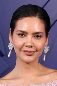 Esha Gupta in कमांडो 2