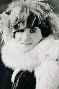 Rosa Rosanova in Hungry Hearts