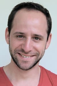 Yuval Segal in Late Kaddish