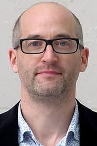 Mark Miodownik in Chef vs. Science: The Ultimate Kitchen Challenge