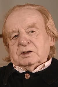 Pierre Vial in Le mystère Alexina