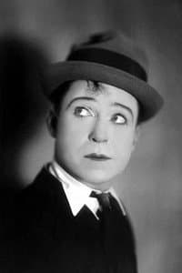 Harry Langdon in Zenobia